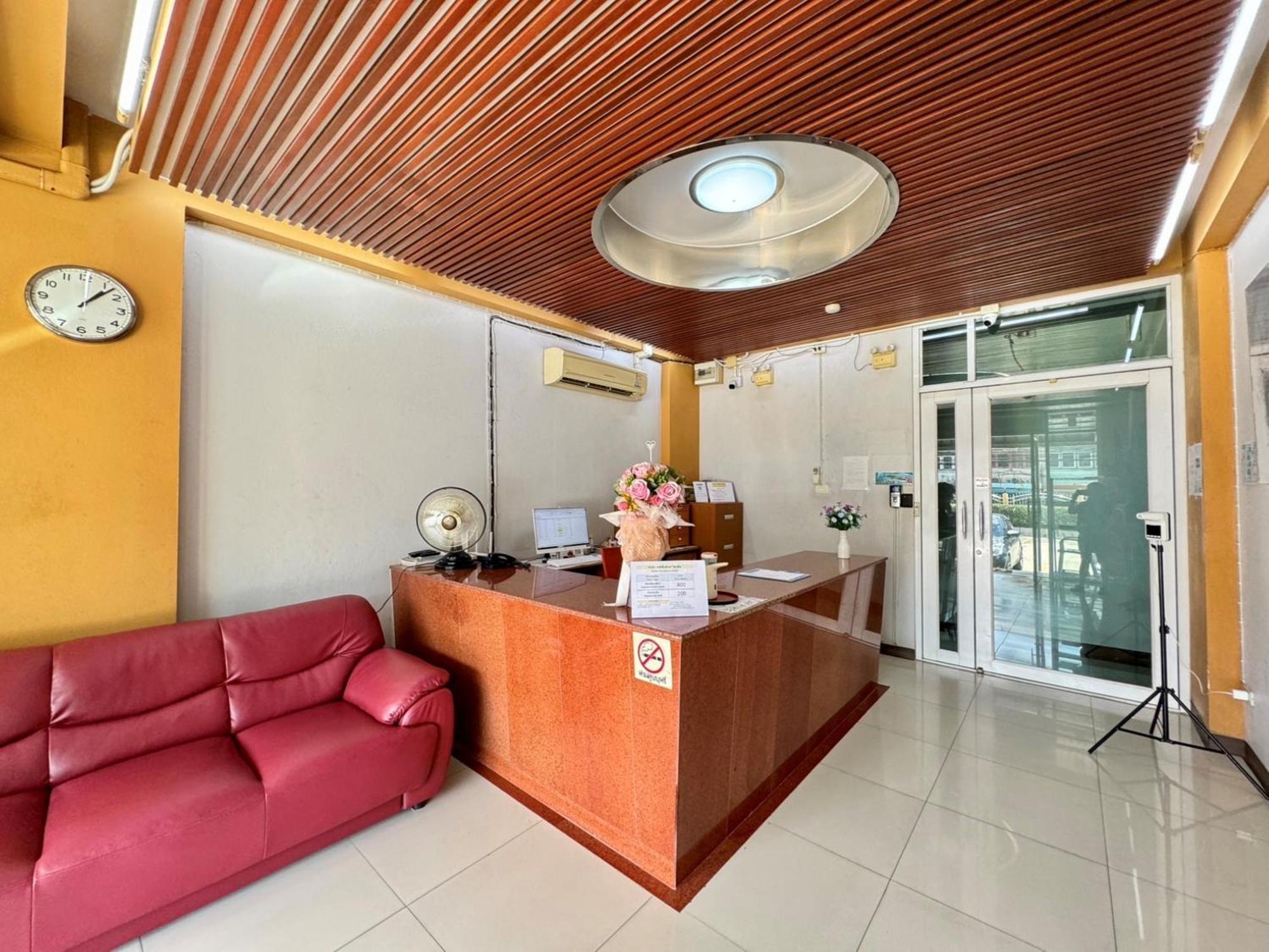 Nicha Residence Hotel Banguecoque Exterior foto
